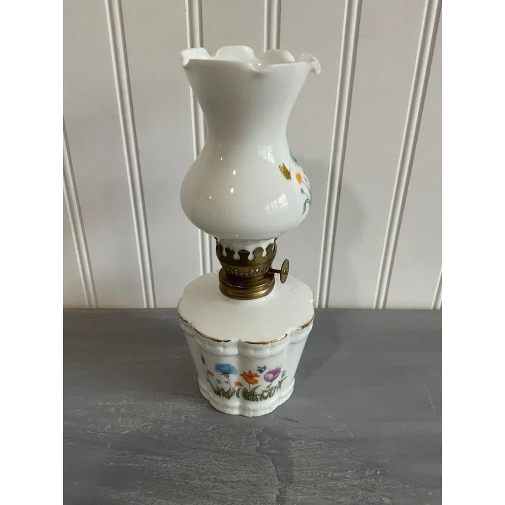 N/A vintage white